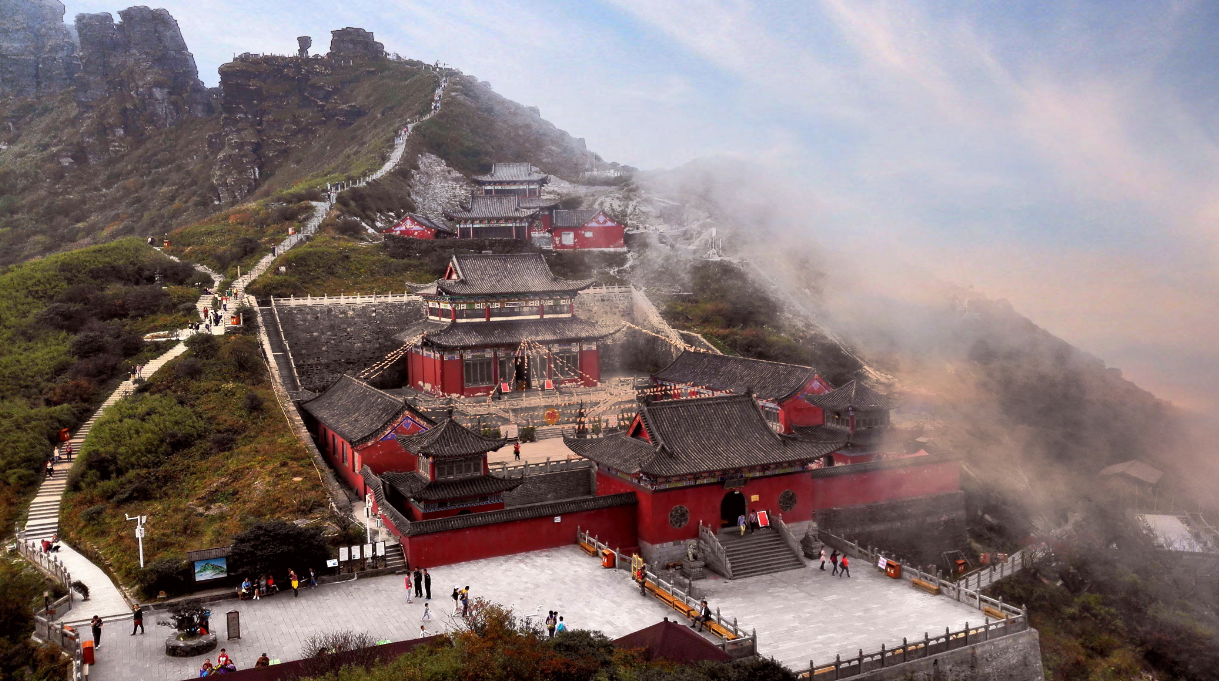 贵州省旅游十大景点_贵州省十大旅游_贵州省著名旅游景点