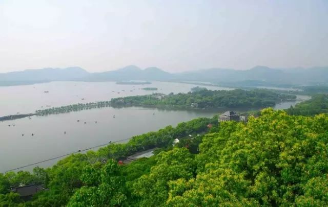 最适合去西湖的季节_西湖旅游什么季节最好_西湖季节旅游好玩吗