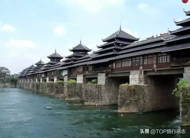 贵州白泥山泉水有限公司_山水旅游地区白泥有哪些_山水白泥旅游地区