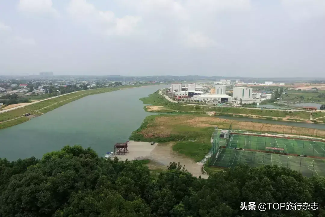 山水白泥旅游地区_贵州白泥山泉水有限公司_山水旅游地区白泥有哪些