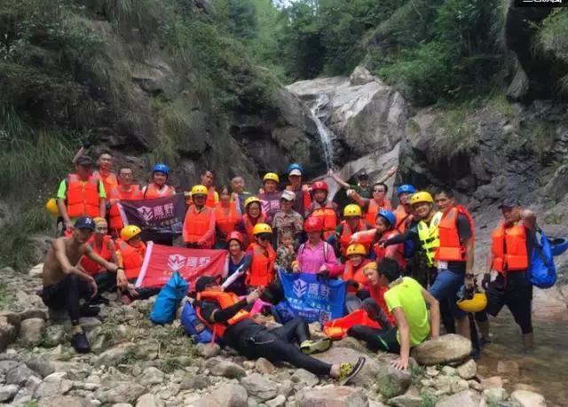 随性旅游装备_旅游装备产品_旅游装备产业