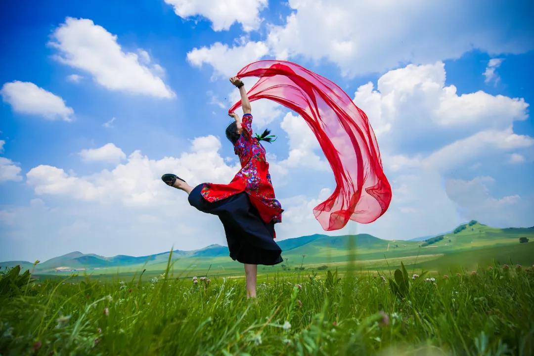 天山旅游推荐词20字_天山旅游推荐词80字怎么写_天山旅游推荐