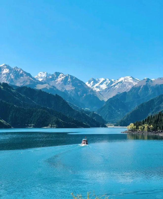 新疆旅游团 自由行旅游攻略_旅游团攻略新疆自由行路线_新疆组团旅游