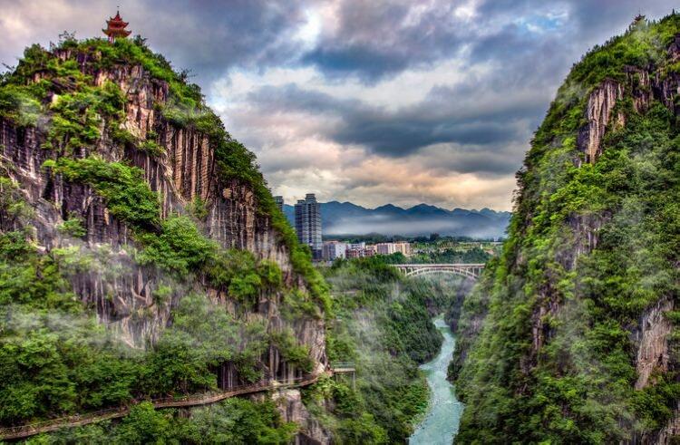 黔江旅游推荐_景点旅游黔江有哪些_黔江旅游景点