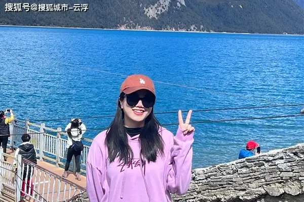 拉萨手串_拉萨手串都有哪些种类_拉萨旅游特色手链图片