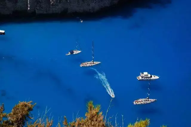 希腊季节旅游适合旅游吗_希腊旅游旺季的季节和原因_希腊哪个季节适合旅游