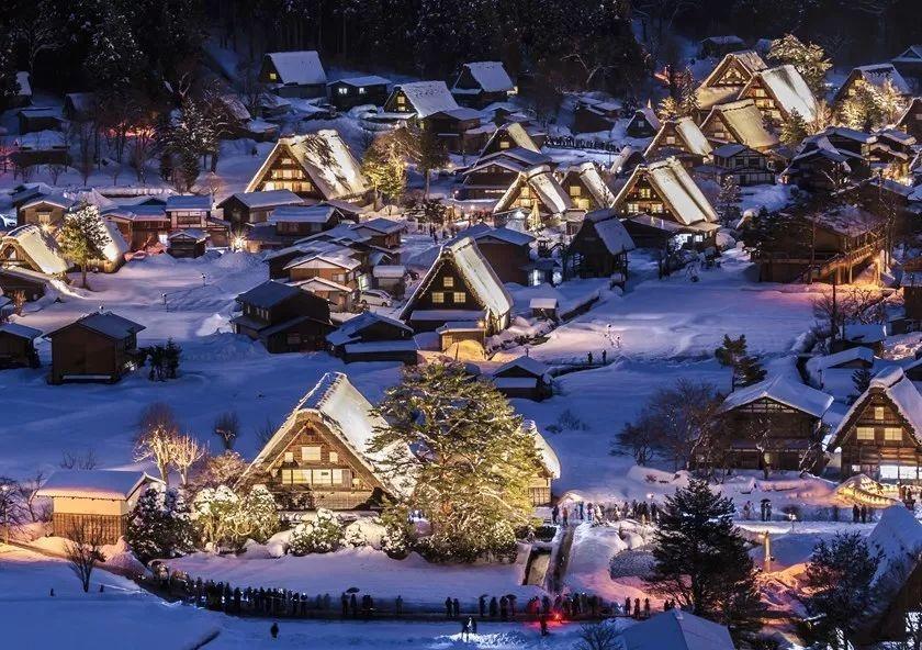 日本合掌村旅游季节_白川乡合掌村民宿_西湖合掌村