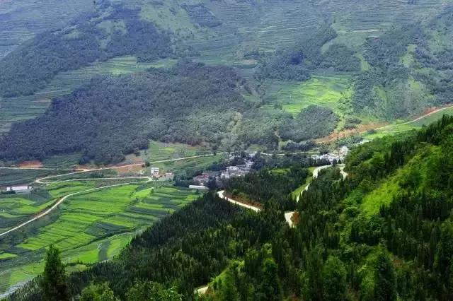 昆明乡特色旅游线路_昆明特色旅游乡_昆明特色旅游景点