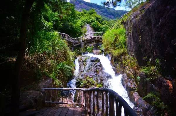 广州小情侣旅游_广州情侣游玩_广州情侣一日游