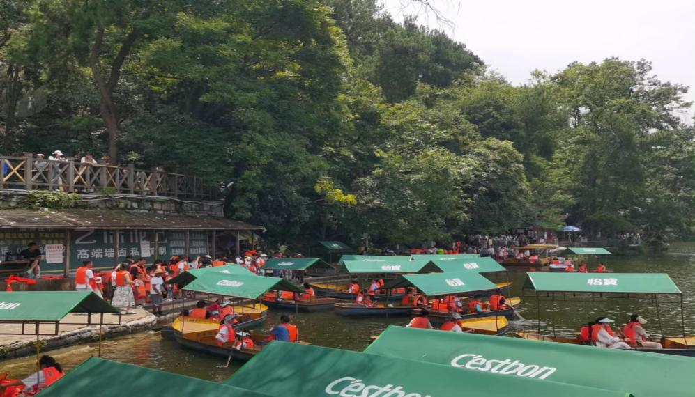 年底旅游好去处推荐_年底一个人旅游去哪好_年底旅行