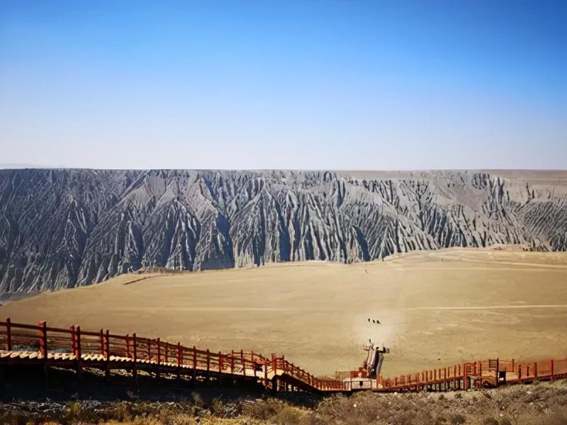 乌苏的旅游景点都有些什么地方_乌苏的旅游景点_景点旅游乌苏路线图