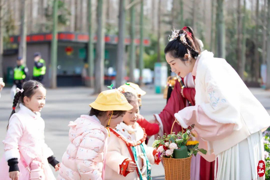 崇明岛旅游季节_季节岛攻略_崇明岛四季气候