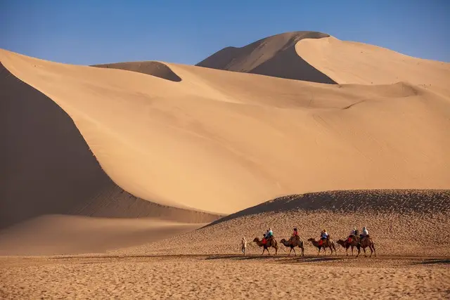 敦煌最适合几月份去_敦煌的旅游旺季_什么季节去敦煌旅游好