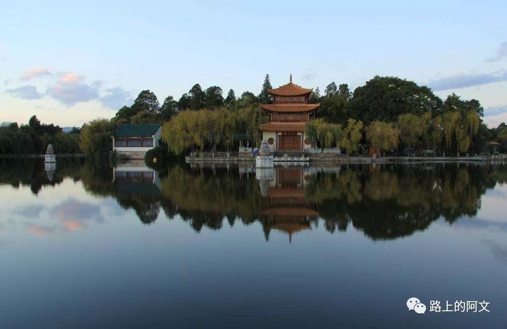 昆明景点季节旅游推荐_昆明旅游季节_昆明这个季节旅游景点