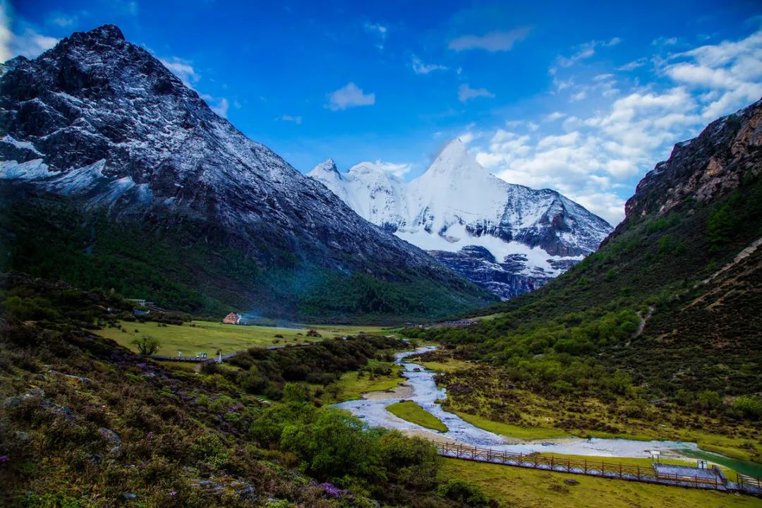 巴塘旅游景点_巴塘旅游季节_巴塘好玩的旅游景点