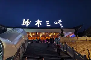 旅游季节性的地方_又到旅游季节_按季节去旅游
