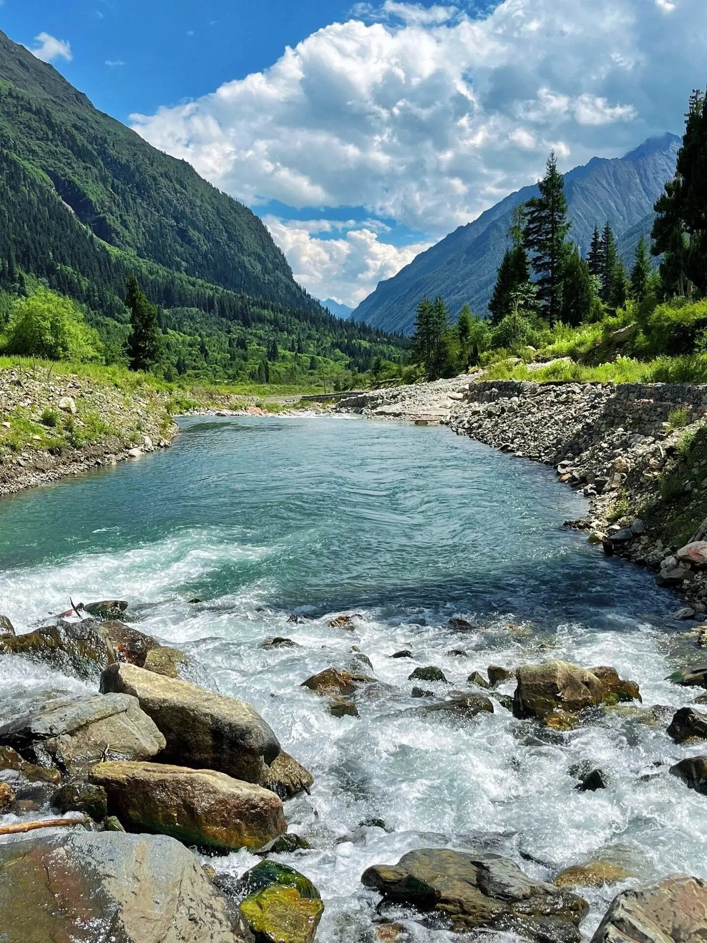峨眉最好的旅游季节_季节峨眉旅游好玩吗_峨眉山的旅游旺季