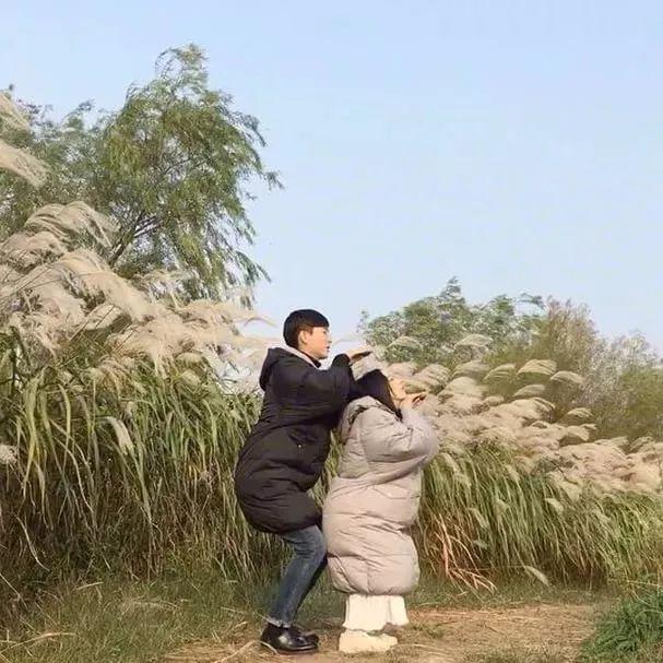 情侣景点拍照_旅游情侣风景拍摄_情侣风景旅游拍摄视频
