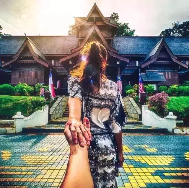 情侣景点拍照_情侣风景旅游拍摄视频_旅游情侣风景拍摄