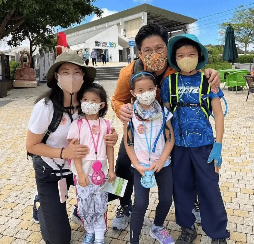 姐妹郊外集体照旅游的说说_姐妹郊外旅游集体照_姐妹郊游唯美句子