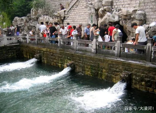 荷花景点旅游路线_荷花旅游景点_荷花的旅游景点