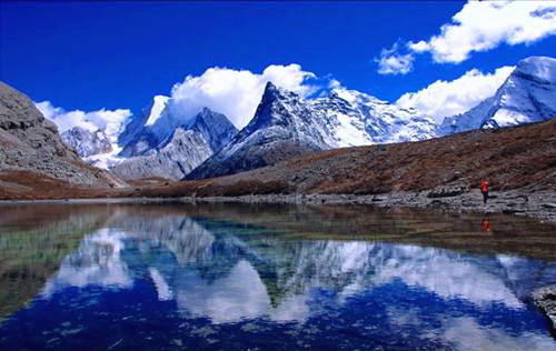 最美季节旅游景点_季节旅游推荐_各个季节旅游景点