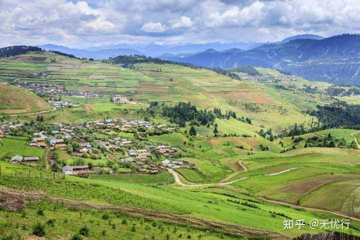季节旅游推荐_适合这个季节的旅游景点_最美季节旅游景点