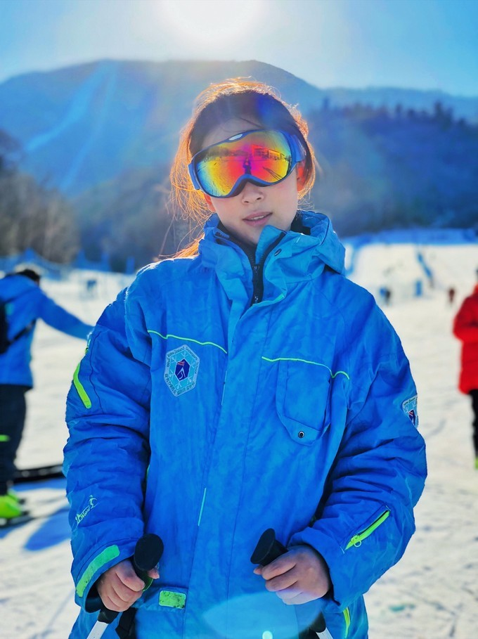 去哈尔滨玩雪怎么穿_哈尔滨雪乡旅游保暖装备大码男士_哈尔滨旅游穿啥