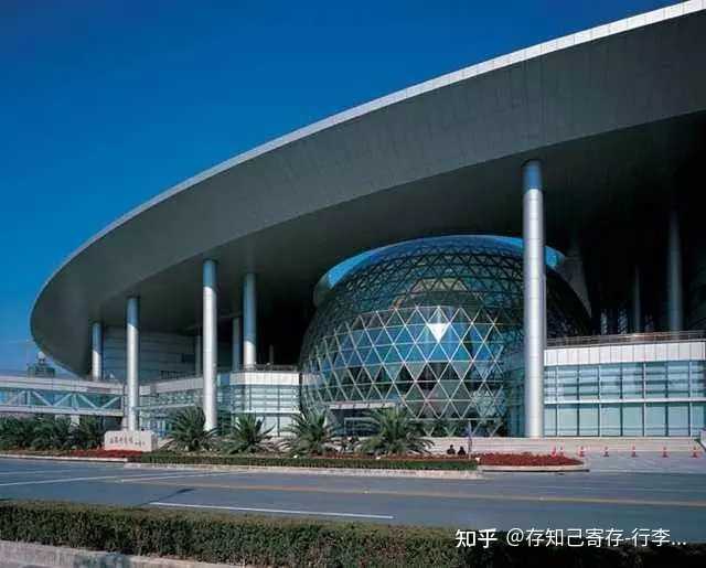 上海旅游特色美景_美景上海特色旅游作文_美景上海特色旅游文案