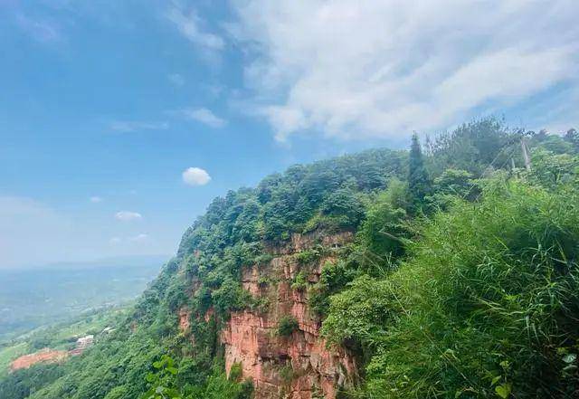 宜宾夏季旅游景点_夏日旅游推荐景点四川宜宾_四川宜宾游玩攻略