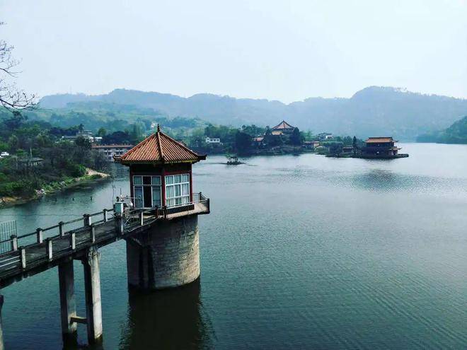 宜宾夏季旅游景点_四川宜宾游玩攻略_夏日旅游推荐景点四川宜宾