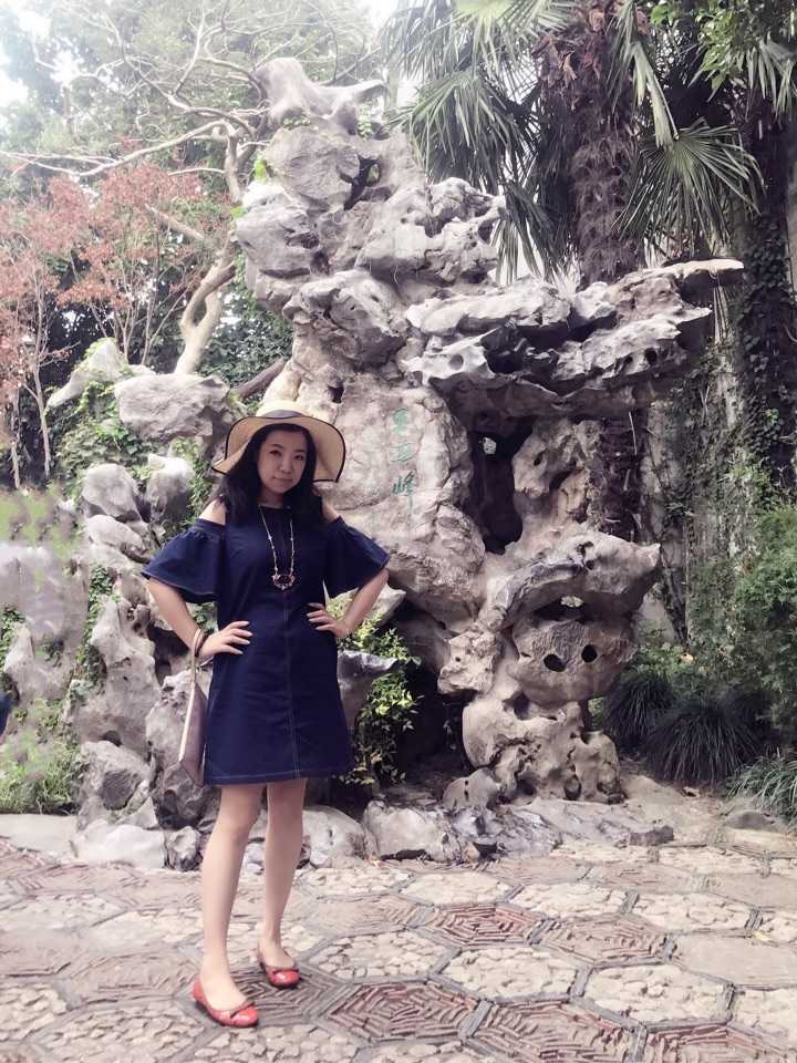 姿势拍照集体照旅游人怎么拍_旅游集体照的姿势大全_六人旅游集体照拍照姿势