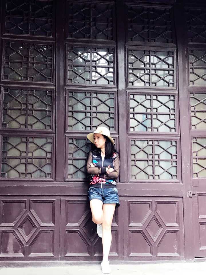旅游集体照的姿势大全_姿势拍照集体照旅游人怎么拍_六人旅游集体照拍照姿势