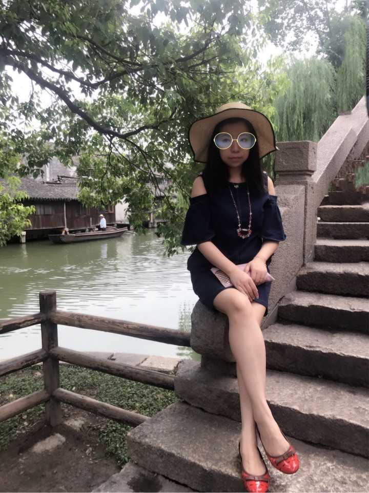 旅游集体照的姿势大全_姿势拍照集体照旅游人怎么拍_六人旅游集体照拍照姿势