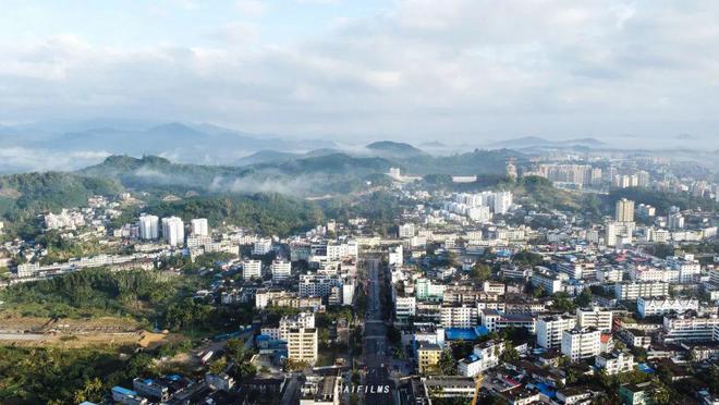 中国丛林探险旅游地区_探险丛林旅游地区中国有几个_丛林探险有哪些地方