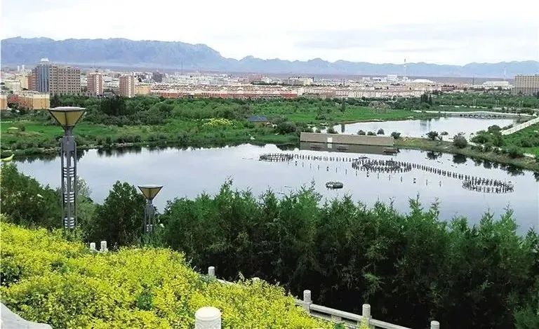 去乌海旅游啥季节好_季节旅游乌海好去的地方_季节旅游乌海好去吗