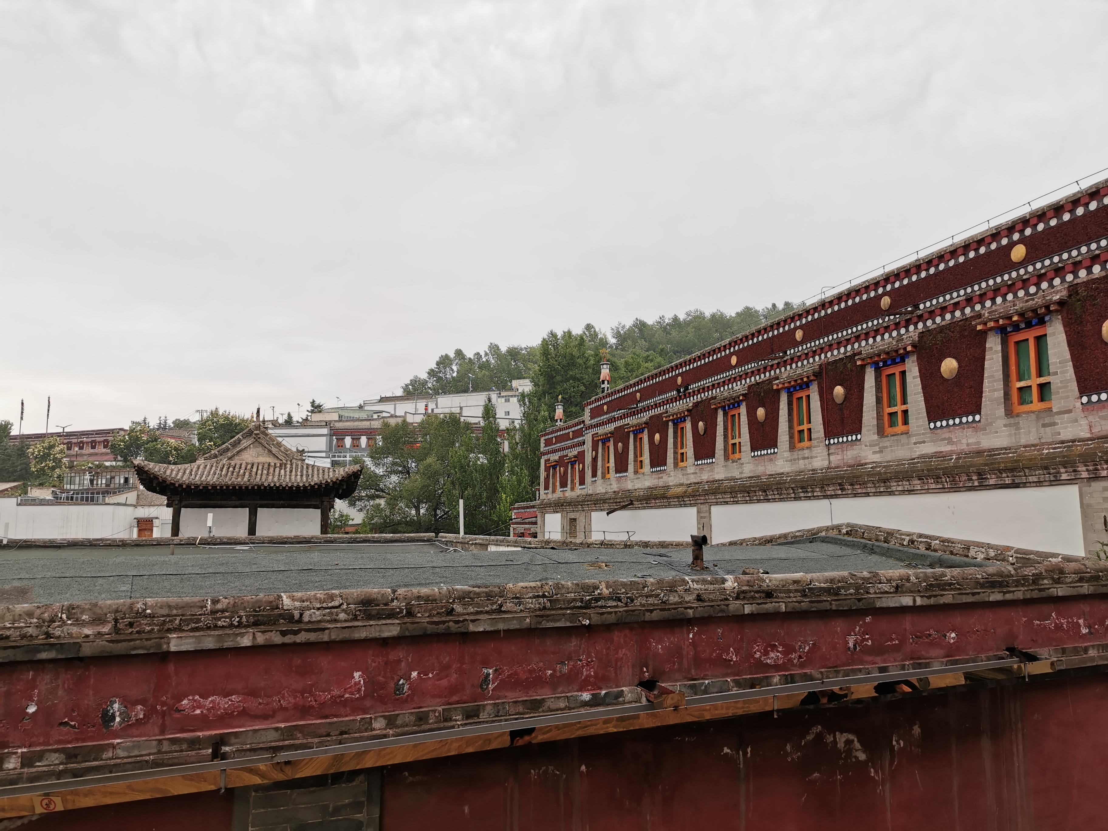 西宁道具租用_西宁租旅游装备_租西宁装备旅游车多少钱