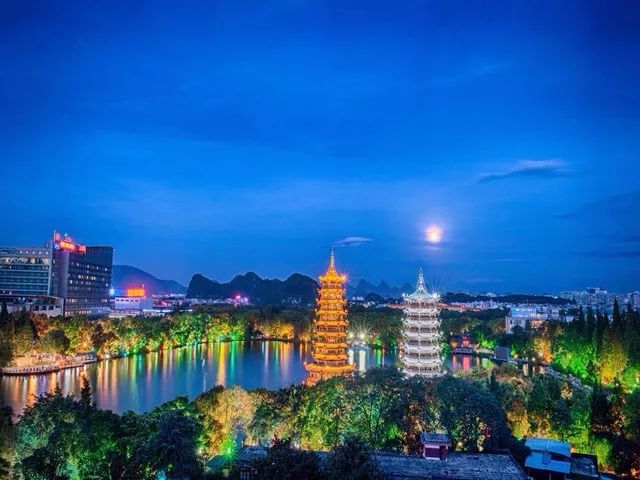 全球骗照的景点_景区照骗_景区照骗套路