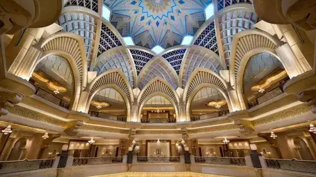 阿布扎比的景点_阿布扎比旅游特色_阿布扎比旅游攻略