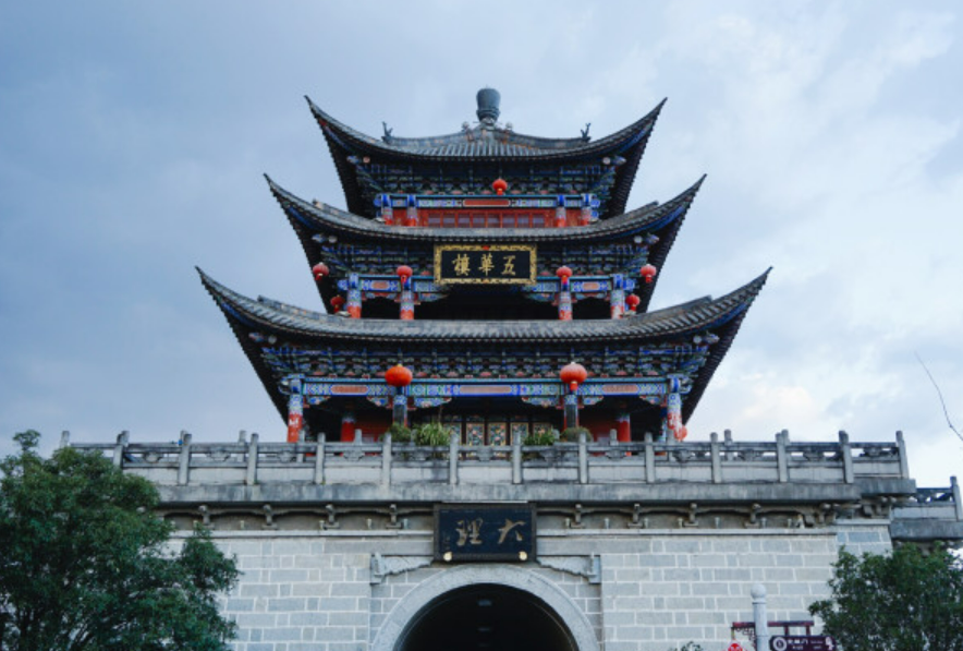 云南特色旅游文化品牌_云南文化旅游特色_云南省旅游文化特色